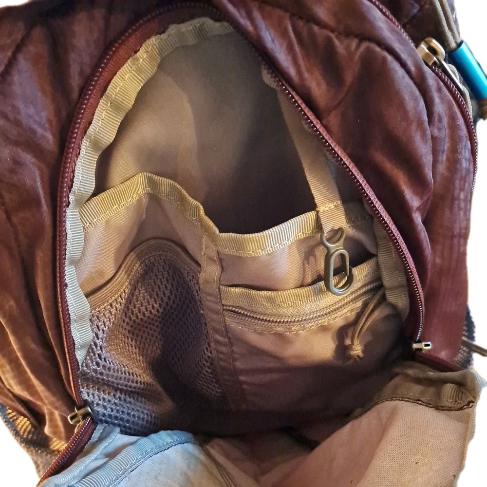 Fuchsia CamelBak Day Star Hydration Pack Cycling Hiking Backpack - *No Bladder* - Picture 5 of 7